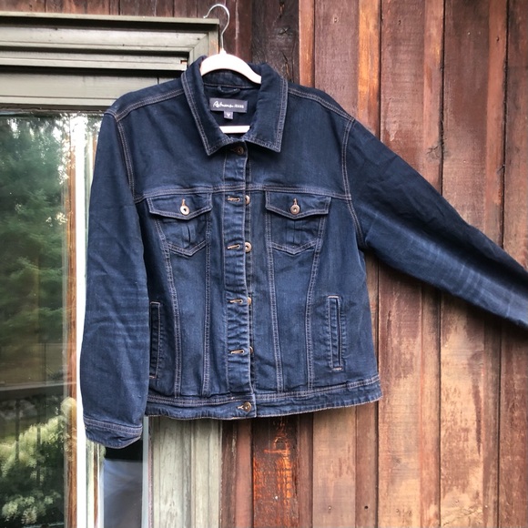 Women’s size 18+ Denim Jacket Jean Jacket. - Picture 5 of 5